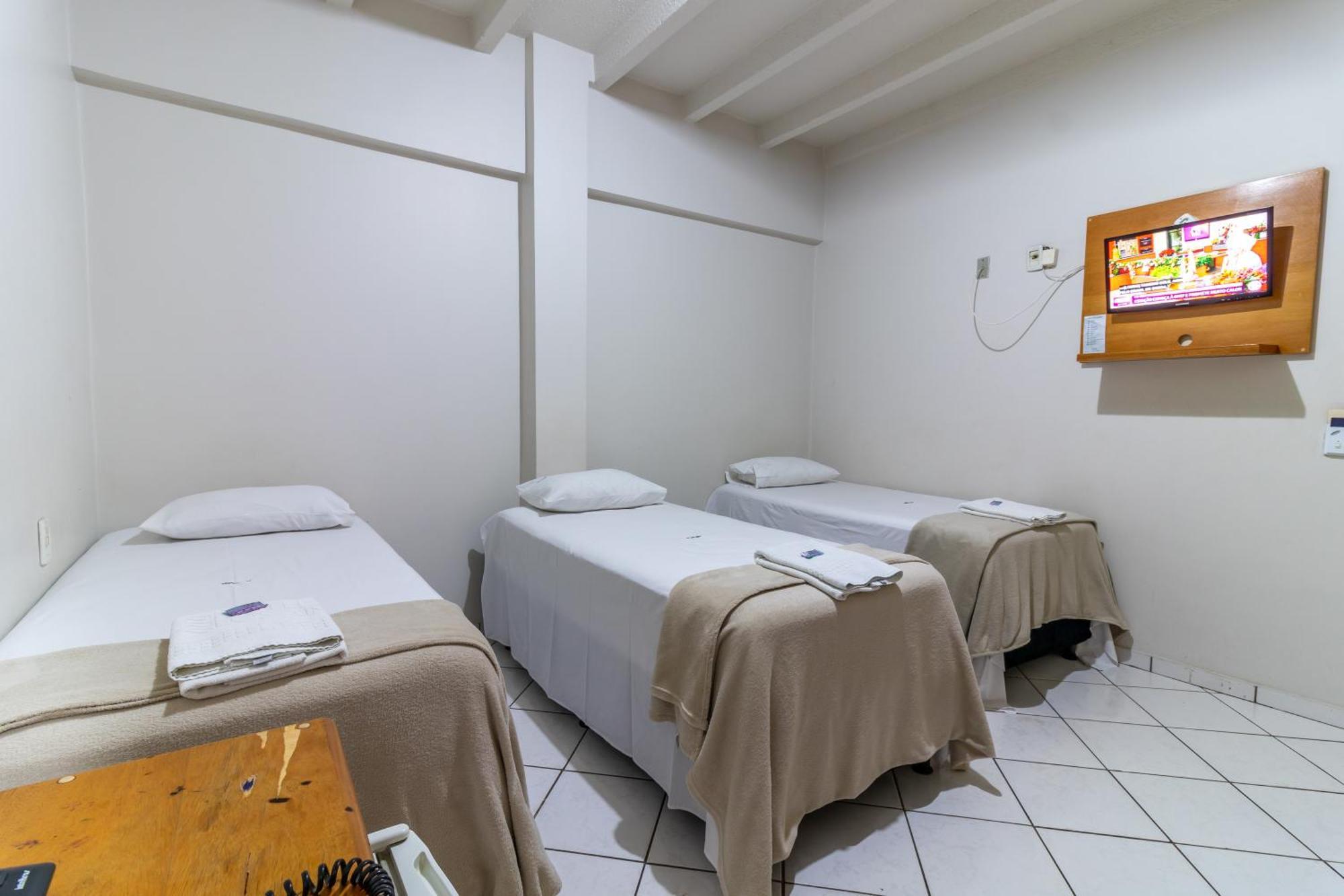 Hotel Los Angeles كويابا المظهر الخارجي الصورة