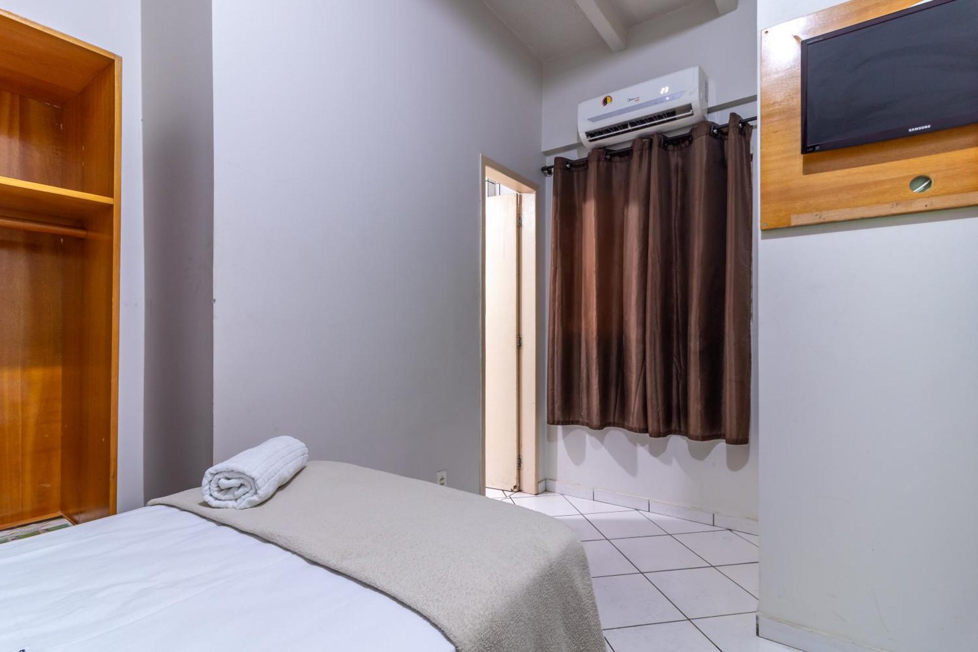 Hotel Los Angeles كويابا المظهر الخارجي الصورة
