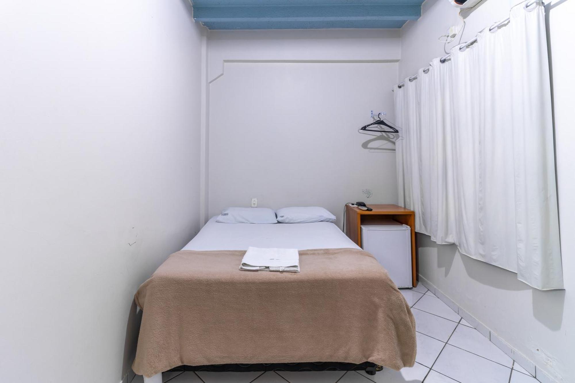 Hotel Los Angeles كويابا المظهر الخارجي الصورة