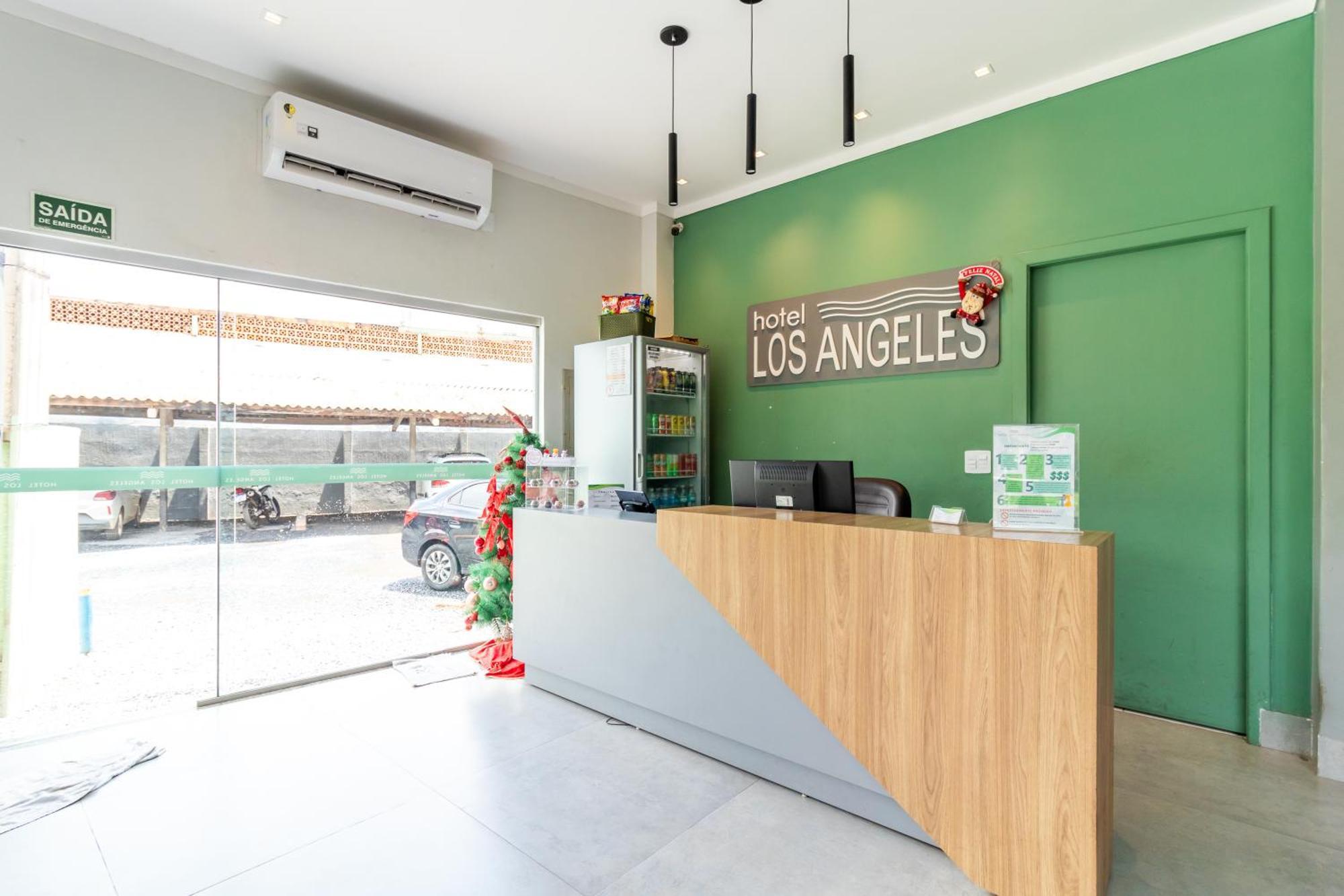 كويابا Hotel Los Angeles المظهر الخارجي الصورة